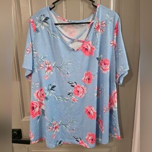 Shein Womans 4xl Tag Fits 2xl NWOT Blue Floral Short Sleeve Shirt